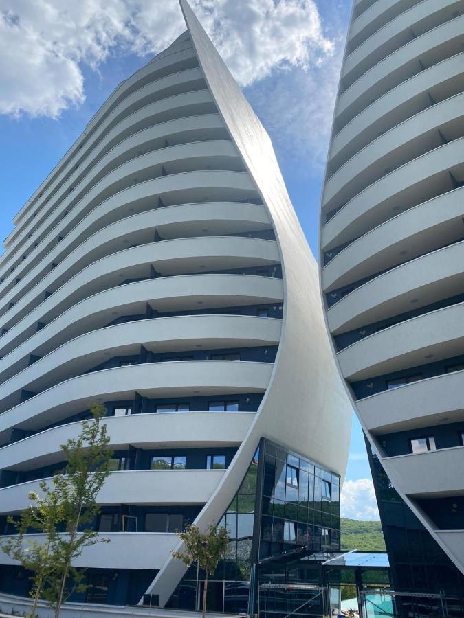 Apartment Wings Luxury Suites