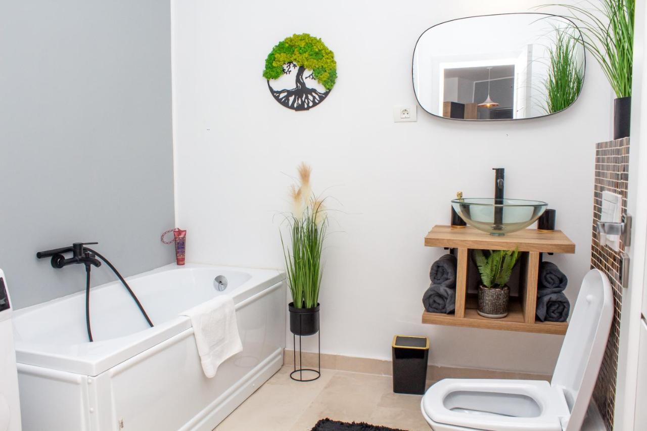 Apartment Wings Luxury Suites